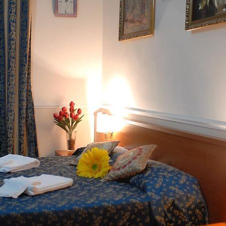 B&B Gerbera Roma Bagian luar foto